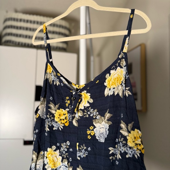 Torrid Dark Blue and Yellow Tie Front Camisole Blouse Women’s Plus Size 3 - Picture 3 of 5